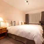 ホテル Central, & Lounge Bar クラン