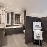 Central, & Lounge Bar ホテル クラン