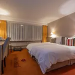 Central, & Lounge Bar ホテル クラン