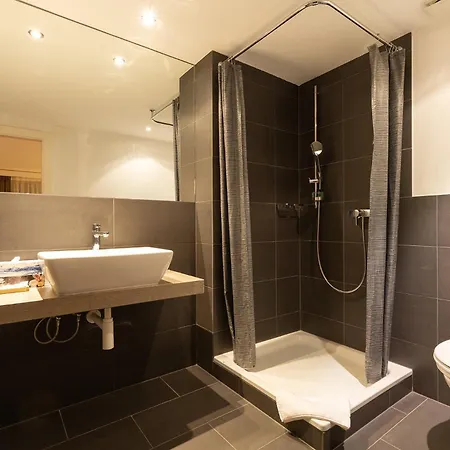 Otel Central, & Lounge Bar Crans-Montana