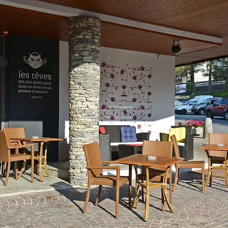 Central, & Lounge Bar 3* Crans-Montana