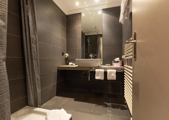 Hotel Central, & Lounge Bar Crans-Montana