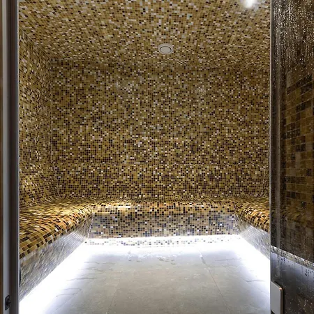 Ξενοδοχείο Central, & Lounge Bar Κρανς Μοντάνα