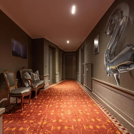 Ξενοδοχείο Central, & Lounge Bar