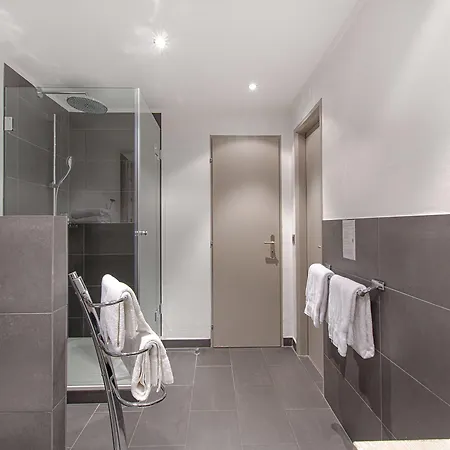 Central, & Lounge Bar 3* Κρανς Μοντάνα