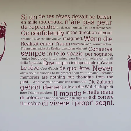 Central, & Lounge Bar Ξενοδοχείο Κρανς Μοντάνα